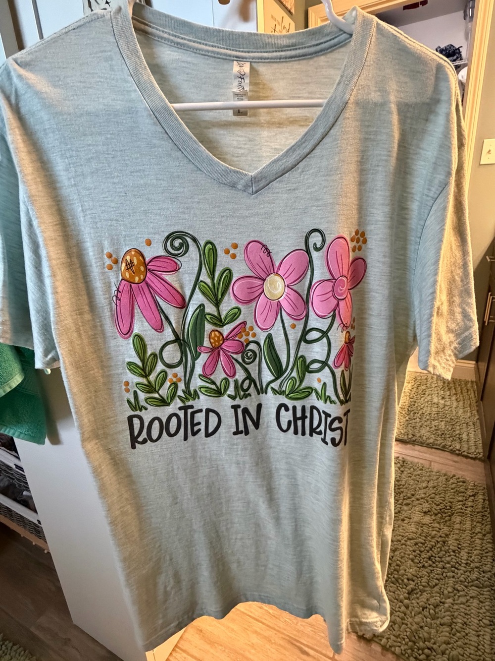 Rooted in Christ Floral Graphic Tee - Mint with Pink Flowers